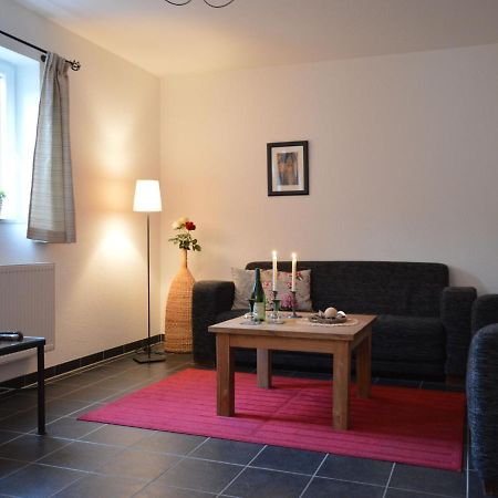 A Modern Holiday Home By The River Mosel Moselkern Esterno foto