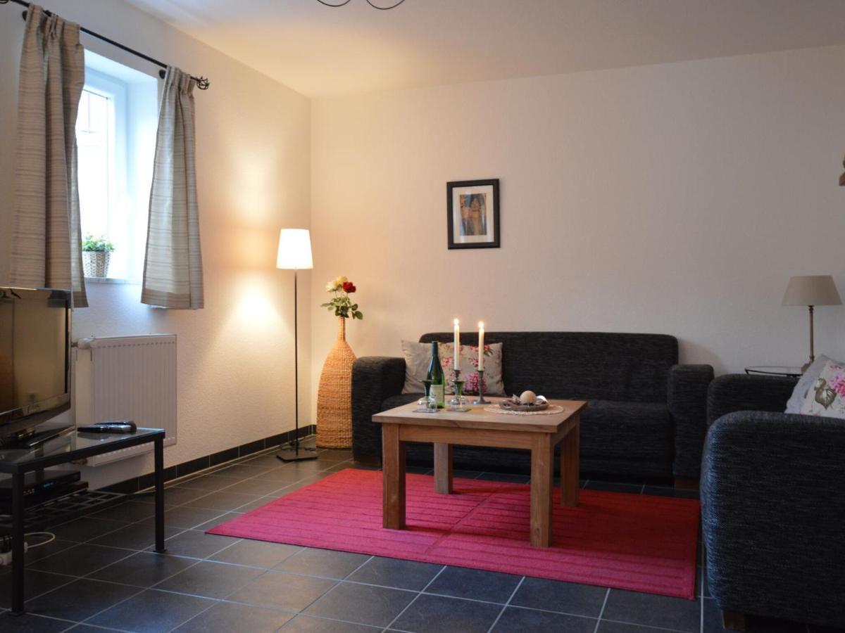 A Modern Holiday Home By The River Mosel Moselkern Esterno foto